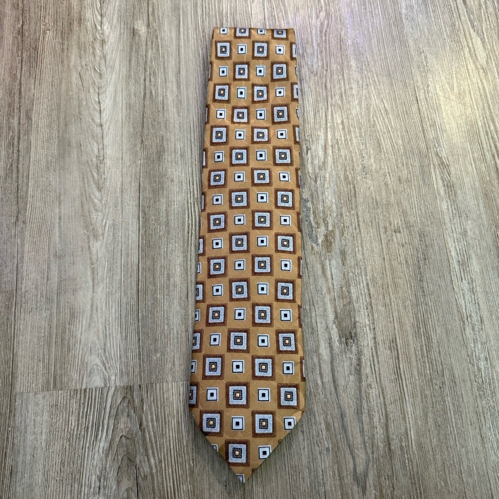 Ermenegildo Zegna Men's 100% Silk Geometric Pattern Beige Tie - Picture 2 of 7